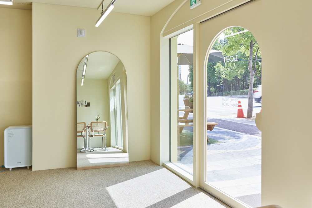 温馨 18 坪咖啡厅，黄色外观加分-14