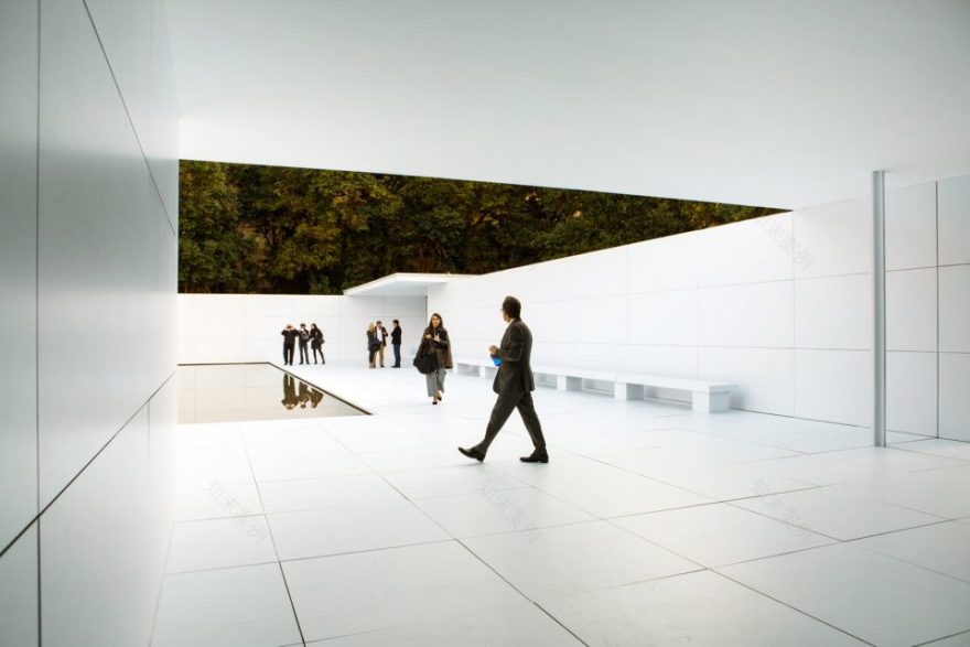 密斯失去物质性 · 空间消解与再构-10