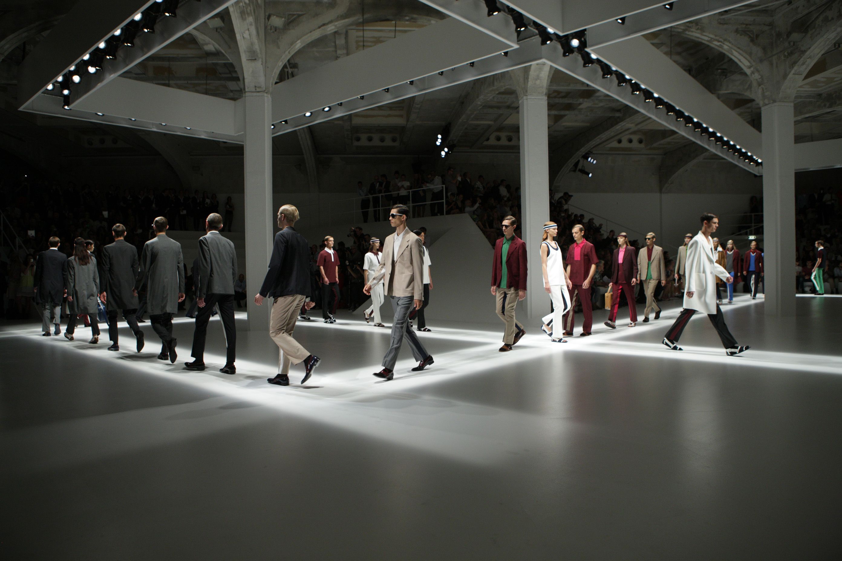 2013 春夏米兰 Prada 秀场——现代几何的演绎-17