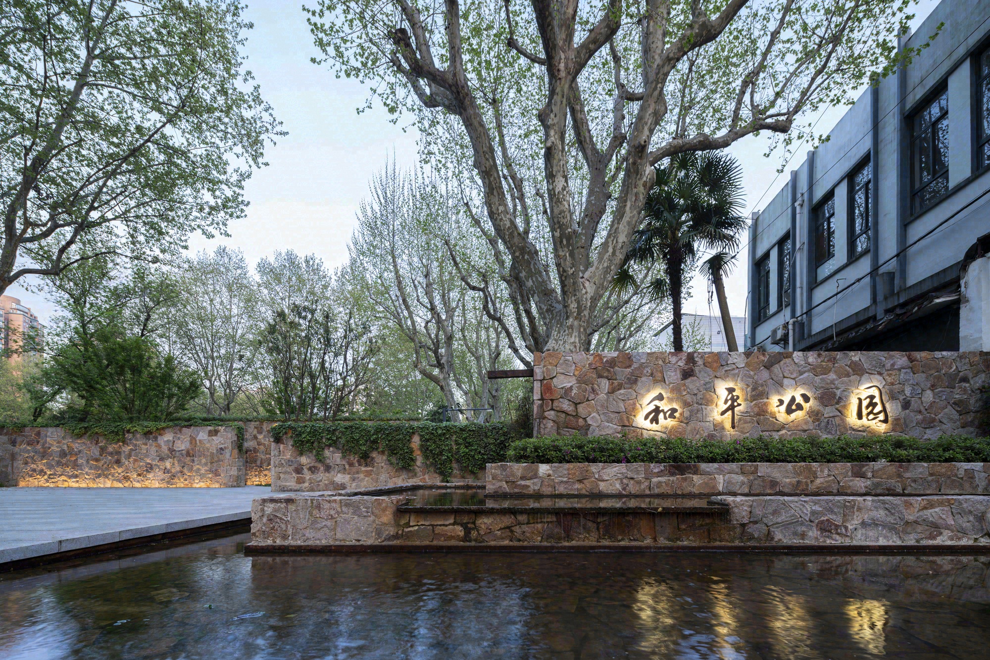 和平公园六号门改造丨中国上海丨Atelier Z+-41