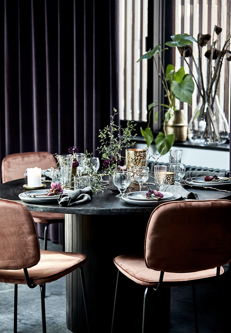 黑色圣诞装饰,尽显空间优雅-10