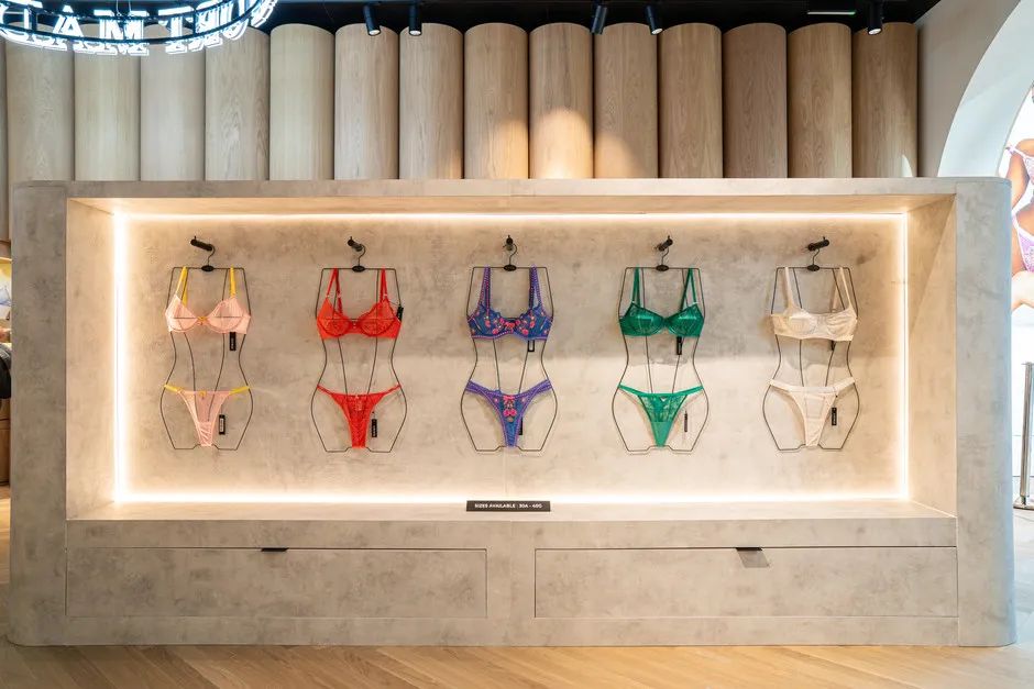 Lounge 内衣店丨英国伦敦-10