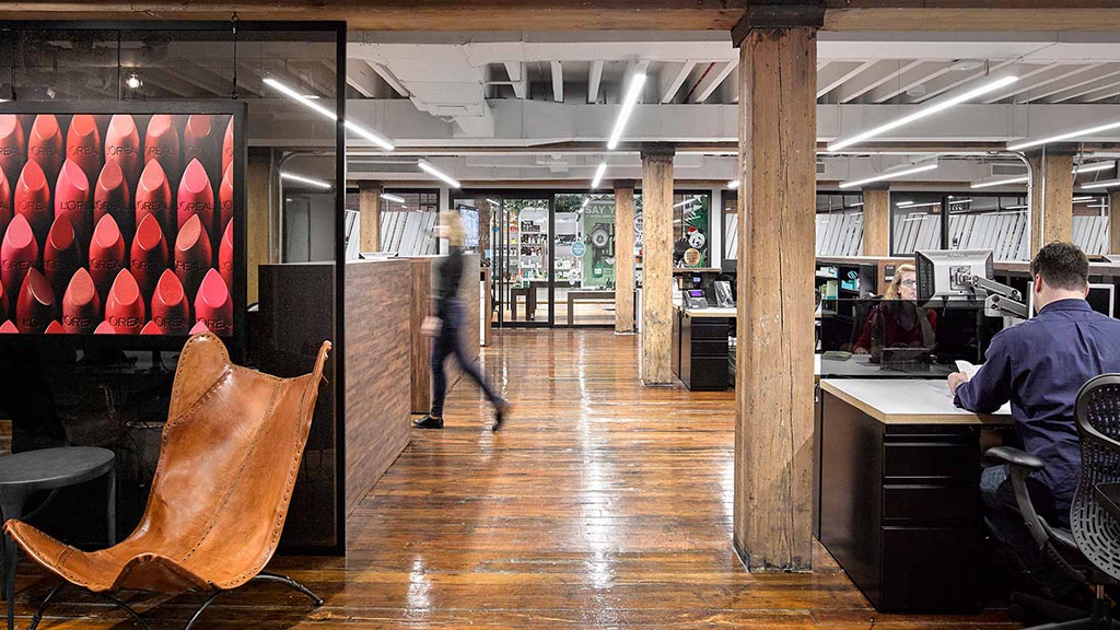 纽约 L'Oréal 创意部门精品店设计-3