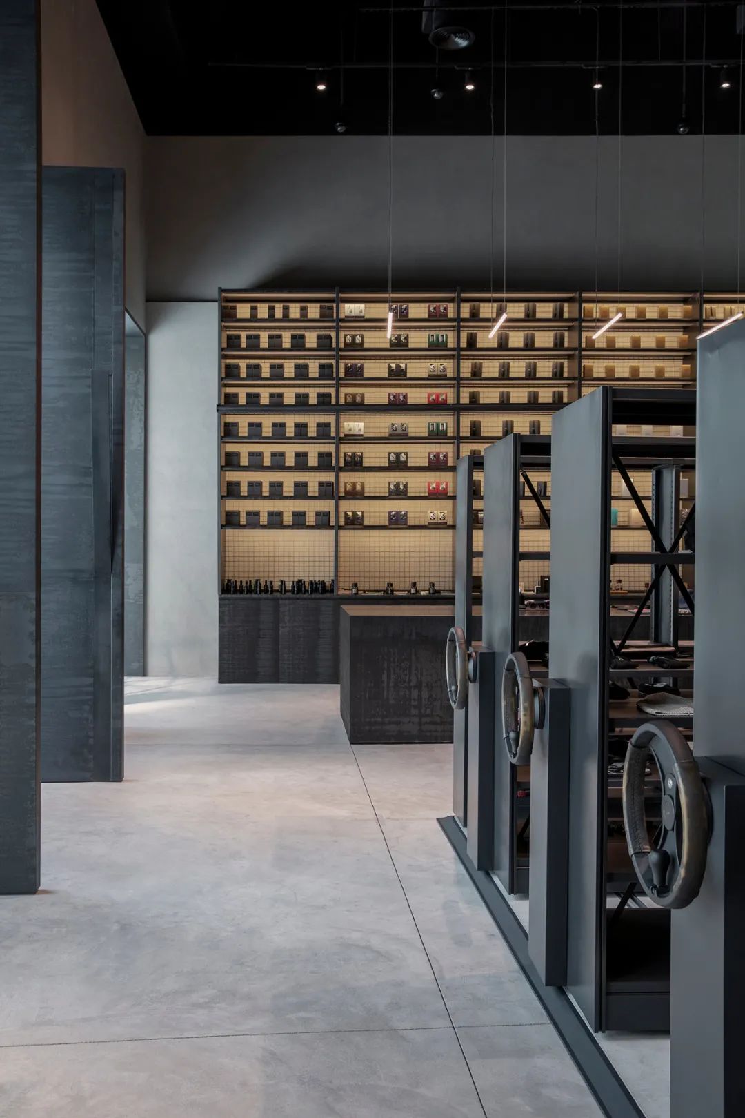 迪拜顶级买手店 Closet case 店面设计丨阿联酋迪拜丨L.S. Design-14