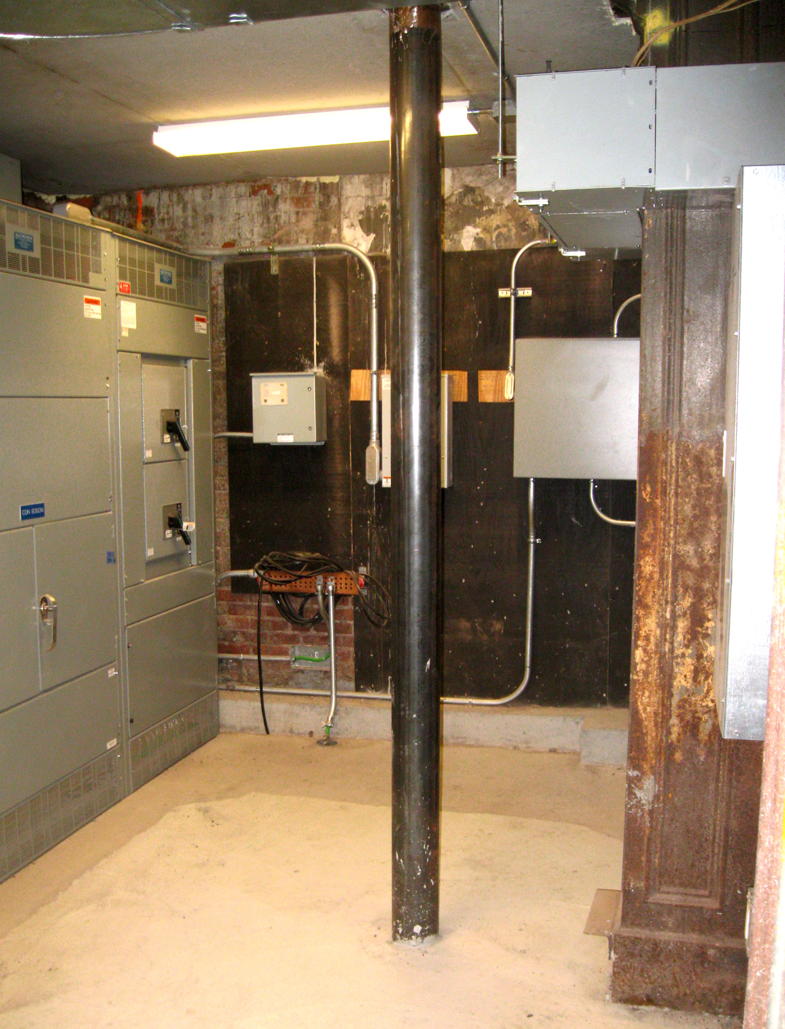 纽约地标建筑翻新，复古风格与现代商业完美融合-20