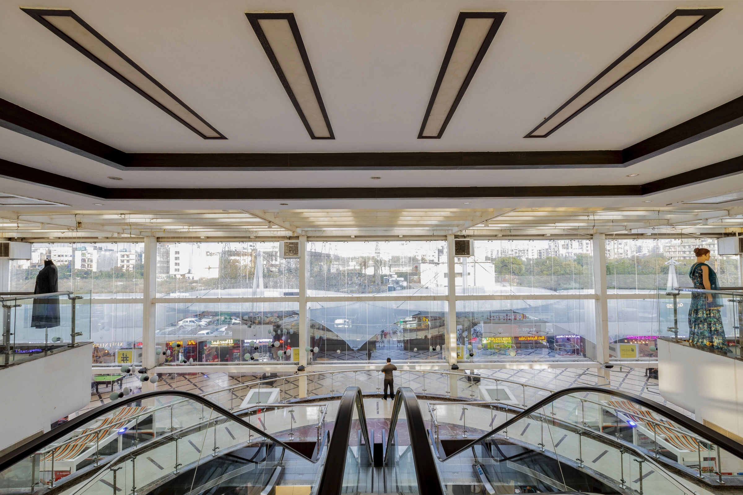 德里 Dwarka City Centre | 繁华商业中心的建筑设计-11