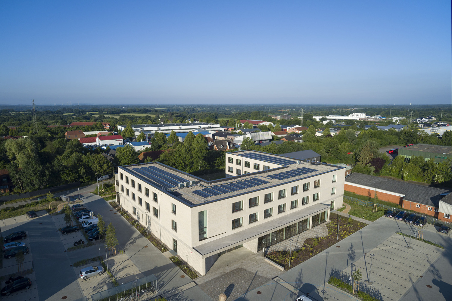 德国 Bad Segeberg 行政办公楼丨Tchoban Voss Architekten-19