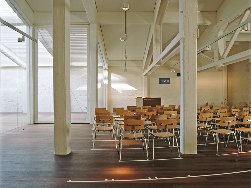 ITEC多功能活动厅改造丨西班牙巴塞罗那丨Clotet,Paricio & Associats-8