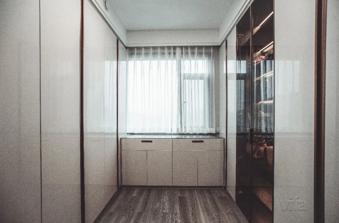 绿地海珀天沅 210㎡现代轻奢之家丨中国济南丨张龙虎-47