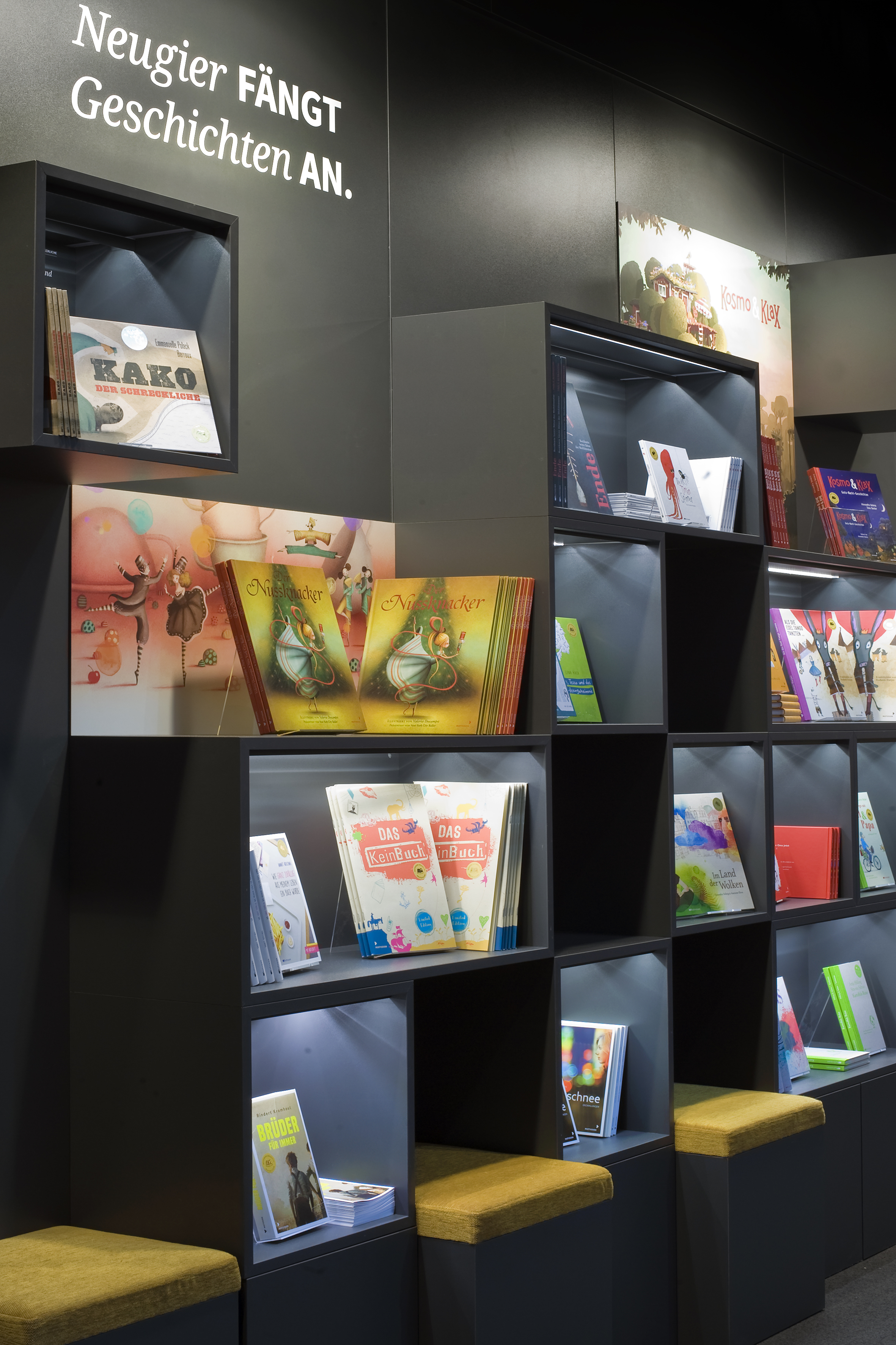 梦幻书海 | 2016 法兰克福书展 MIXTVISION 展台设计-13