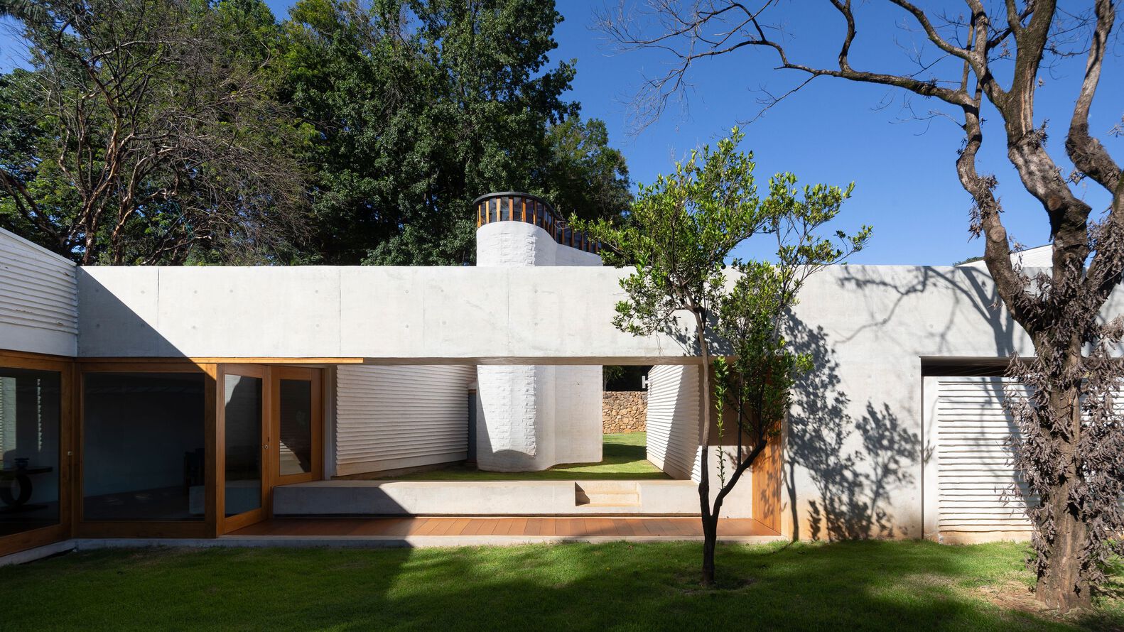 巴西圣若昂达博阿维斯塔住宅丨Vão-8