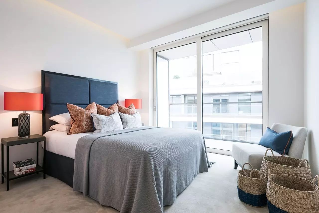 英伦风室内设计 | 优雅格调与色彩的完美融合-57