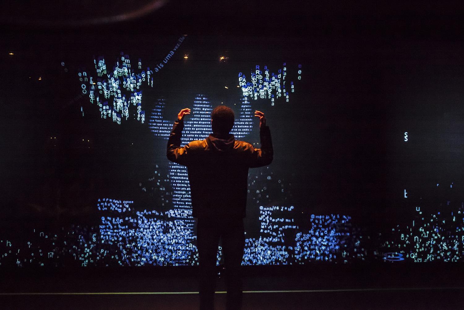 Tuiteratura · 沉浸式互动数字诗歌展-2
