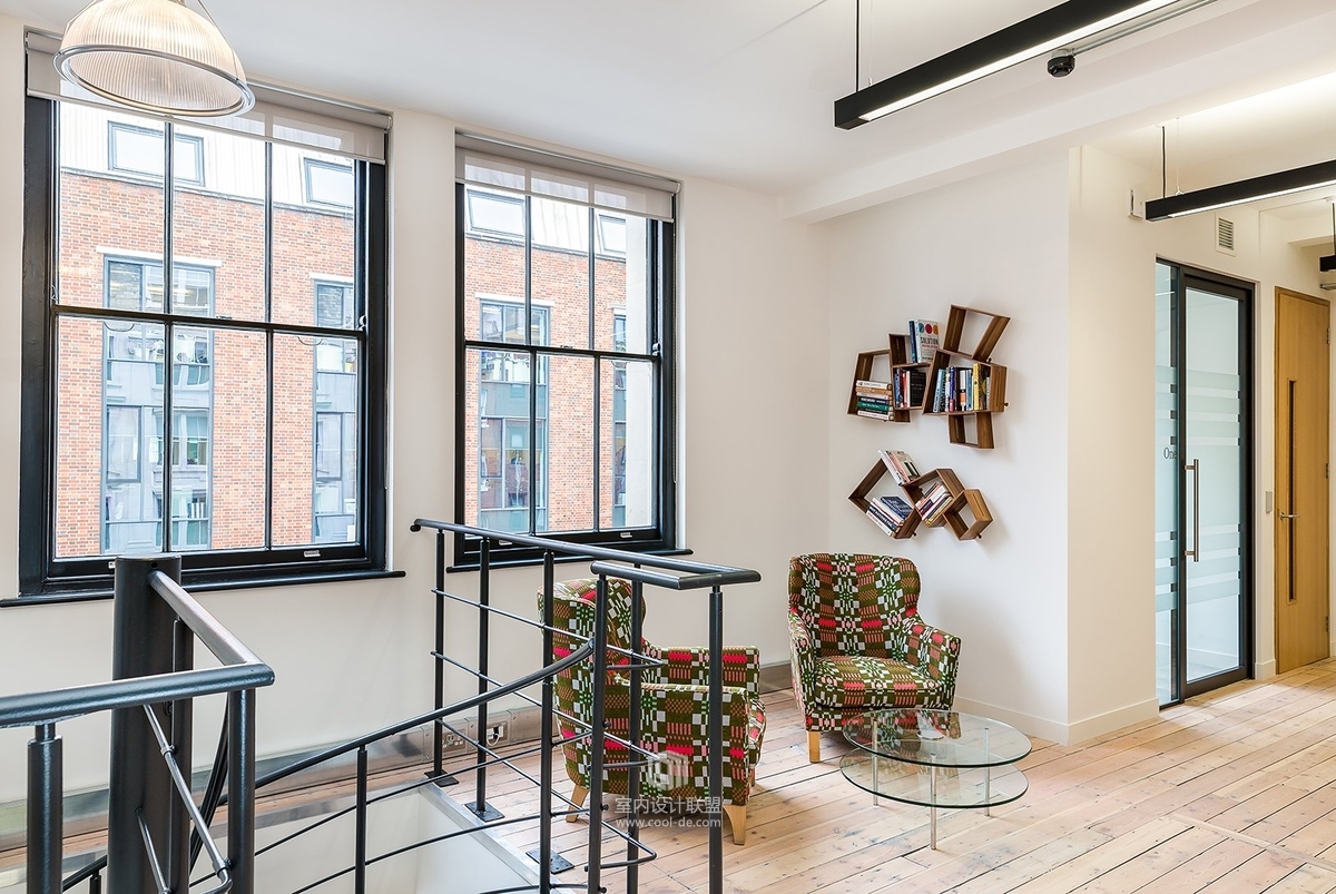 Omidyar办公室网络——伦敦-7