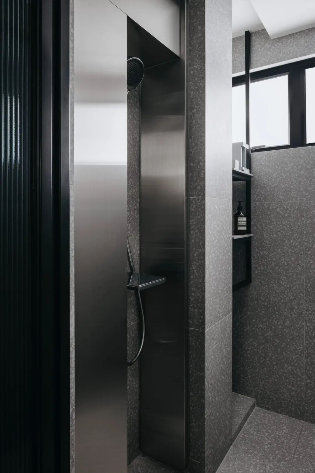 新加坡 Life in Greyscale 公寓丨Joey Khu-27