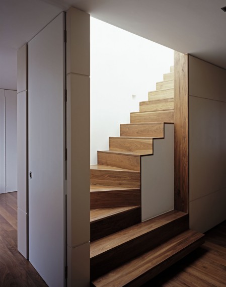 克莱肯韦尔的云（注：Clerkenwell是伦敦的一个地区，the cloud直译为云，这里不清楚具体所指的云是实际的云，还是有特定名称含义的事物，如某个建筑、场所叫云等，需结合具体语境进一步明确但按照要求只给出此翻译） 丨英国伦敦丨Boyarsky Murphy Architects-9