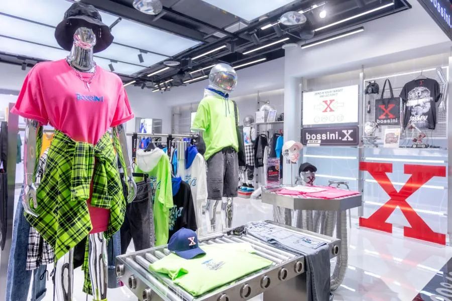 重庆 BOSSINI·X 潮牌全新形象店铺设计丨中国重庆-6
