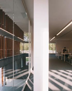 印度 CEPT 大学 Lilavati Lalbhai 图书馆丨RMA Architects