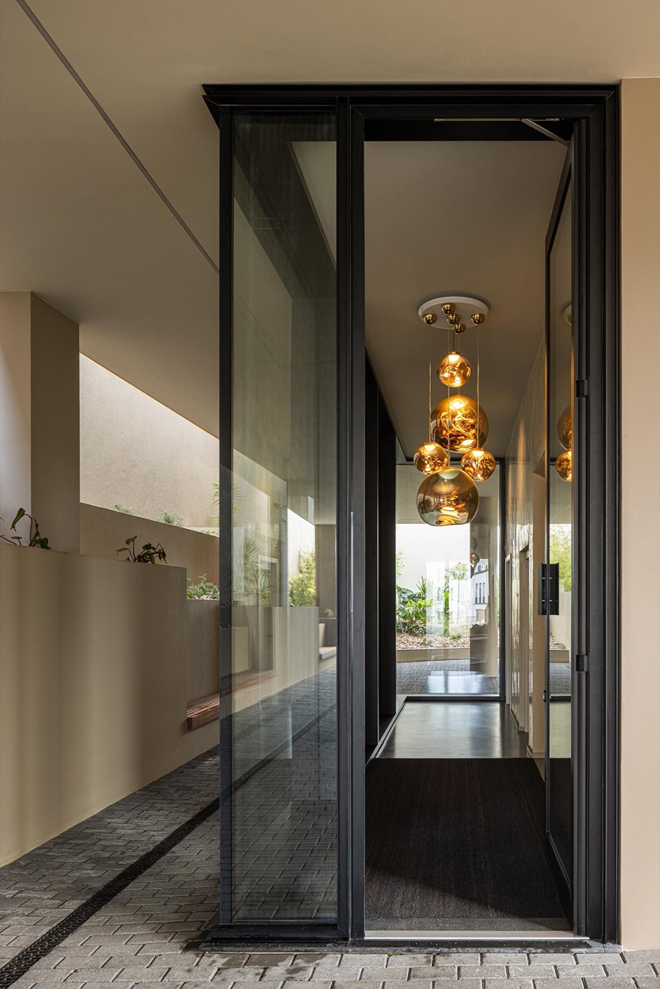 ERNESTO DO CANTO住宅区丨葡萄牙蓬塔德尔加达丨BOX arquitectos-74