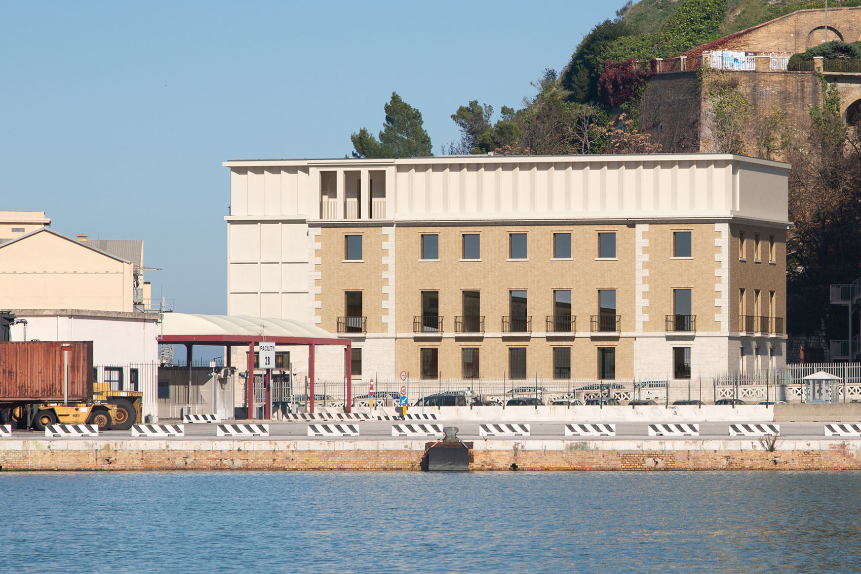 安科纳CNR  IRBIM研究所新总部概念方案丨意大利安科纳-14