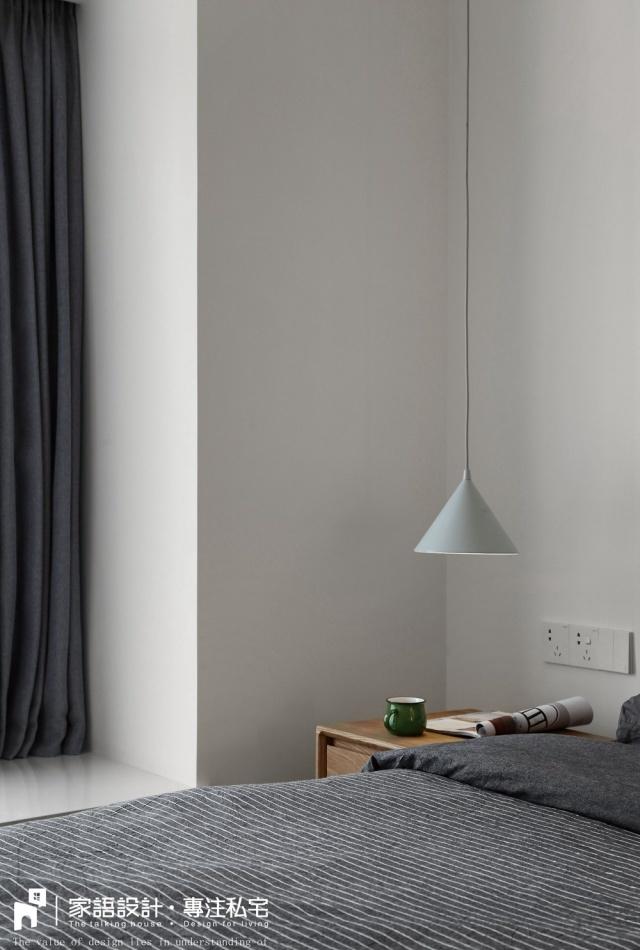 温暖相伴·现代家居情感空间设计-25