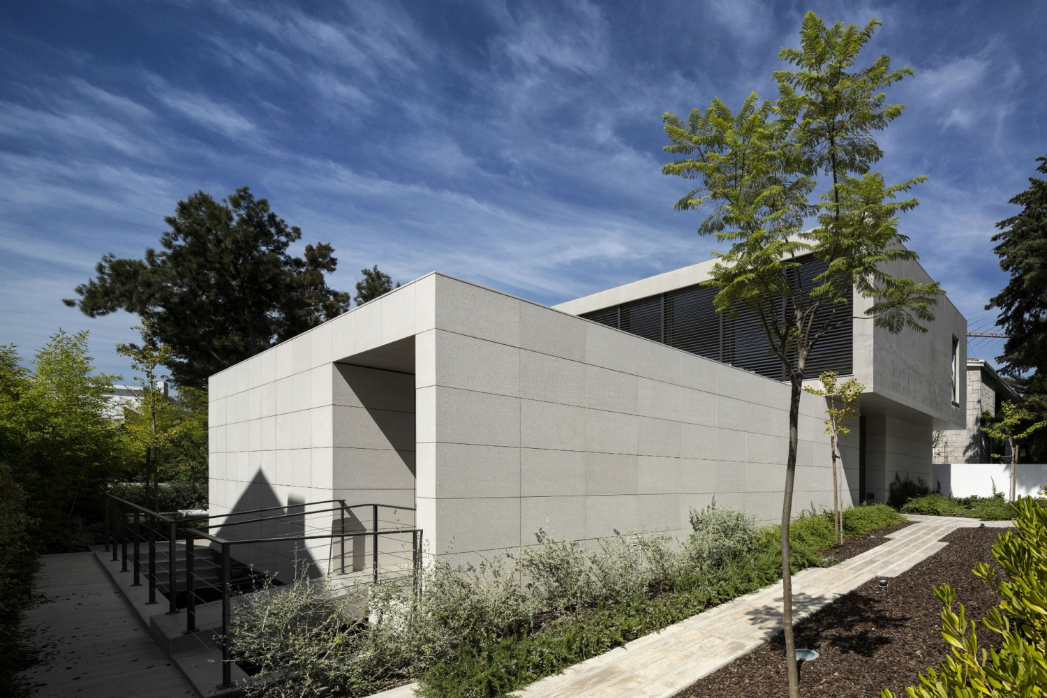 里斯本 Restelo 别墅 | 地形与建筑的和谐融合-35