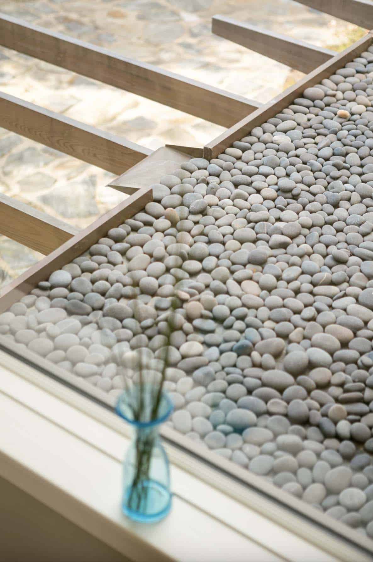 A Maine home boasts sustainable living in a serene coastal setting-6