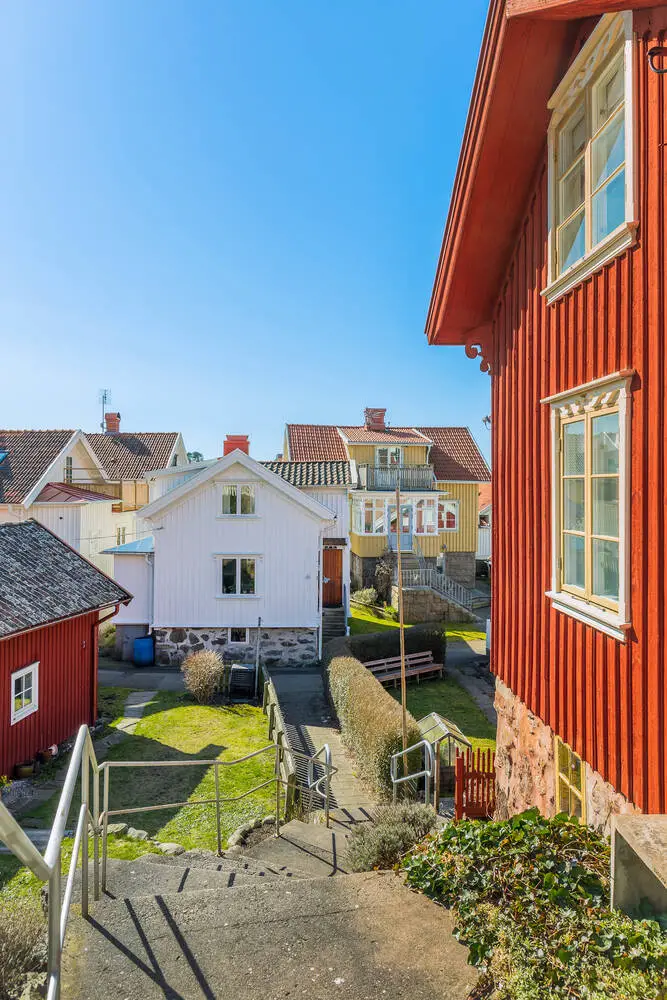 "瑞典 Mollösund 小镇，57m2 红色小木屋的温馨魅力"-21