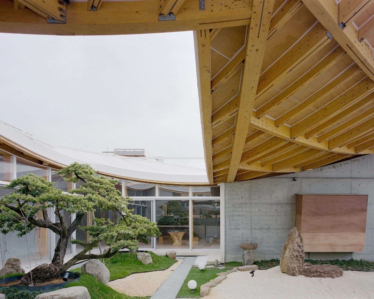 旋转45°的曲面巨型木屋顶丨中国云林县丨CTAA Architects Lab-10