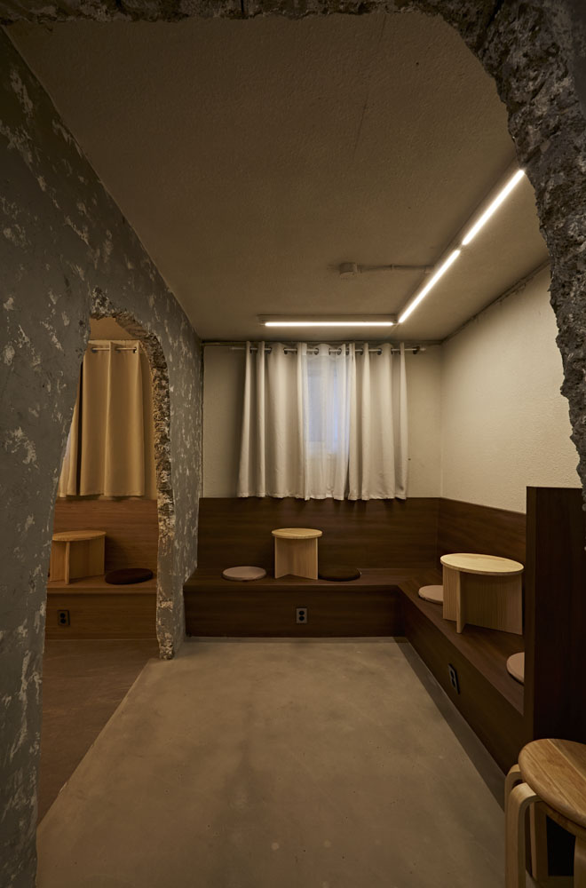 21 平米小屋变身复古咖啡馆，设计亮点独具匠心-14