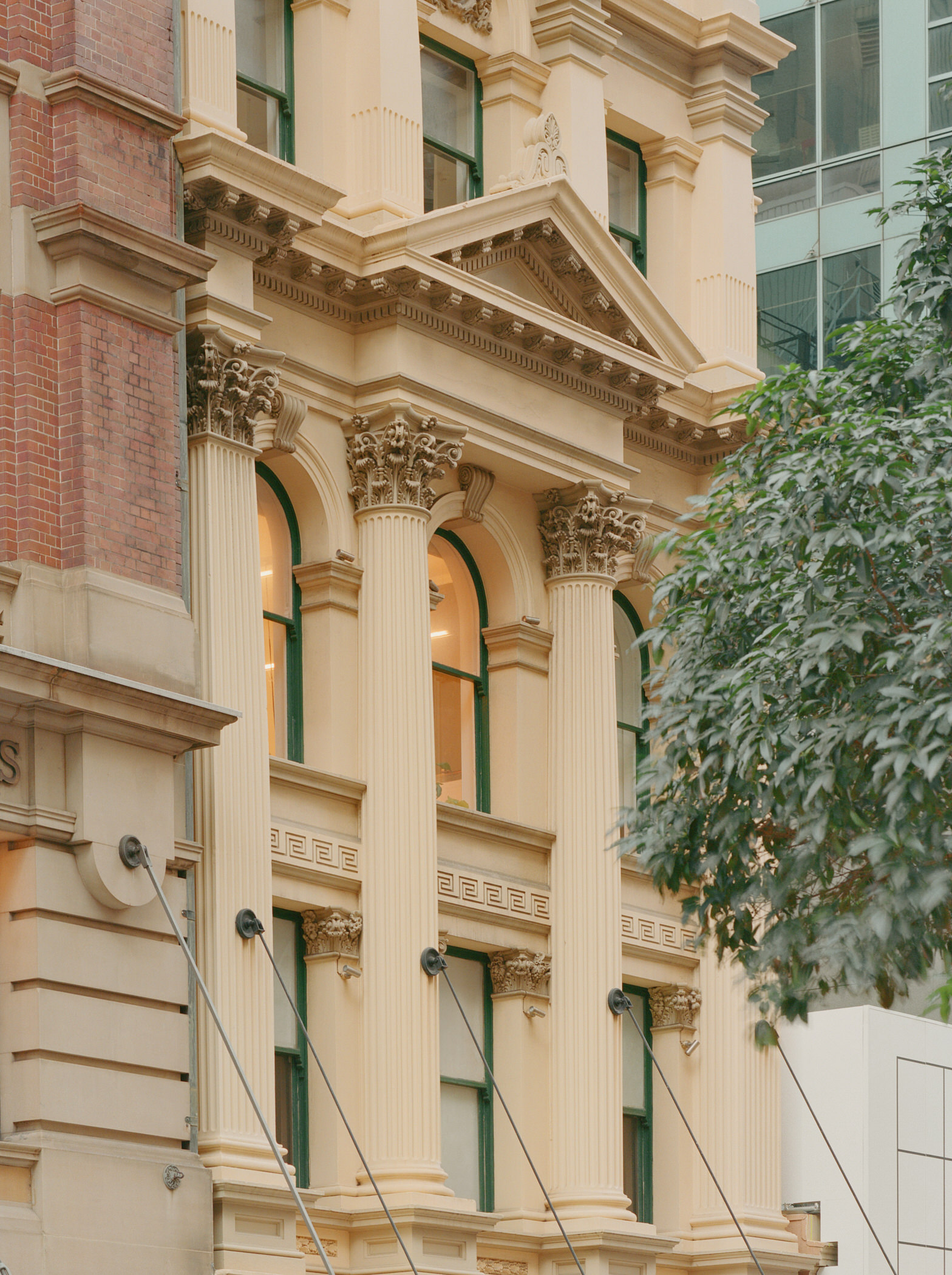 Remy 男装店室内设计丨澳大利亚悉尼丨Ritz & Ghougassian-24