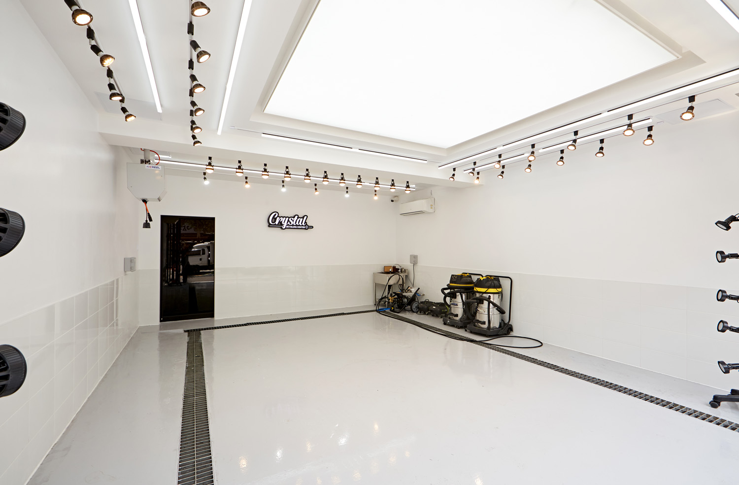 40 平米极简白色调的完美细节处理-9