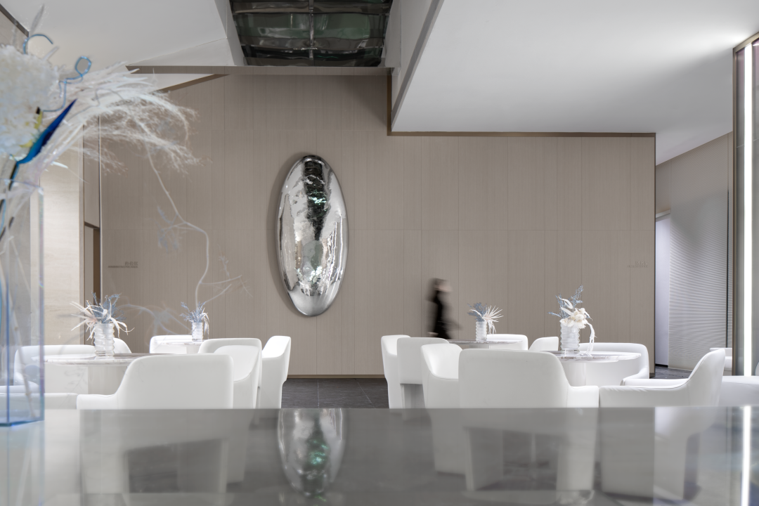 重庆弘阳·融创一曲晴江销售中心-13