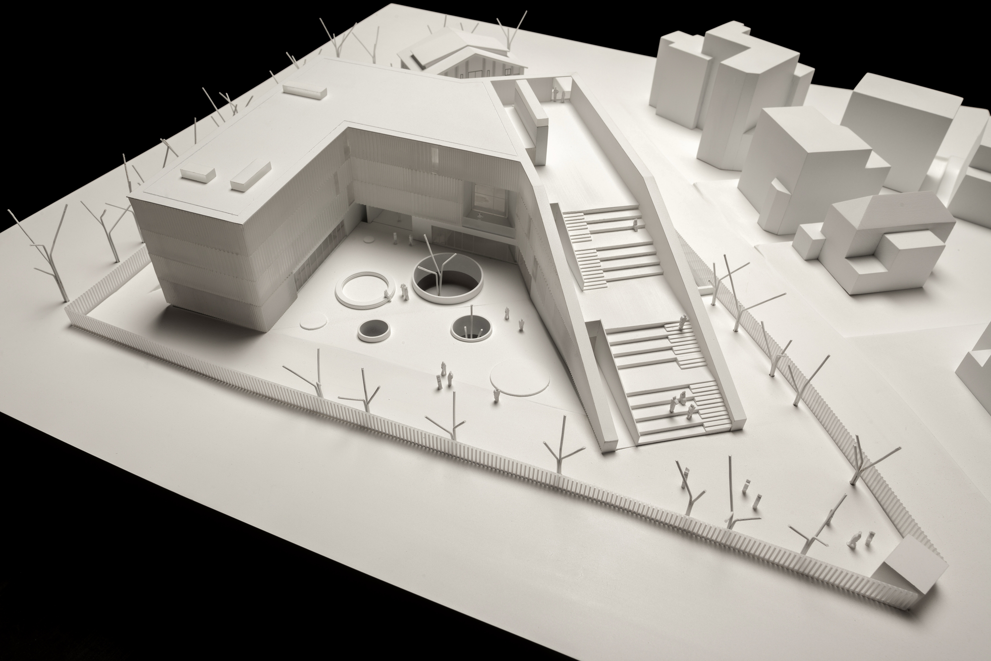 马德里 CEU 蒙克洛亚校区人文与传播科学学院丨西班牙马德里丨Nieto Sobejano Arquitectos-18