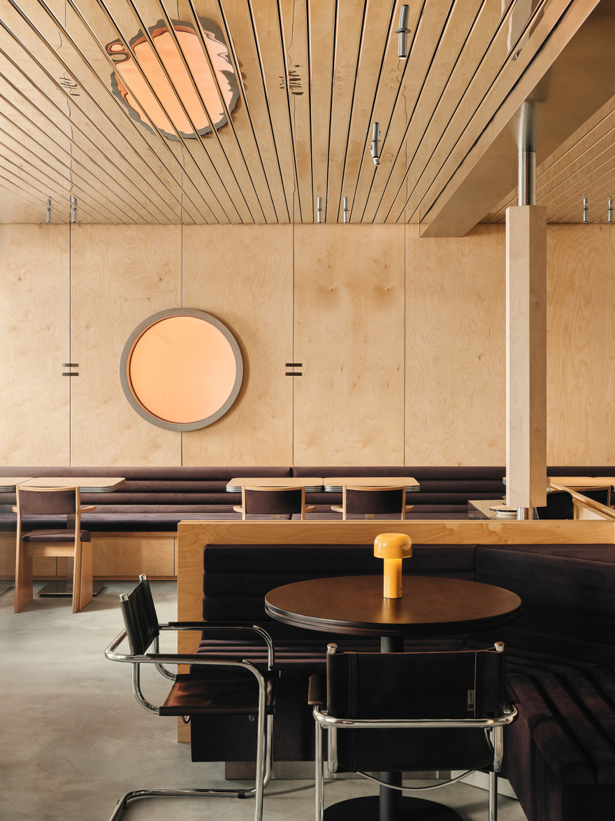 披萨工作室,咖啡馆丨俄罗斯圣彼得堡丨Aliaksandra Bialkova等四人团队-3