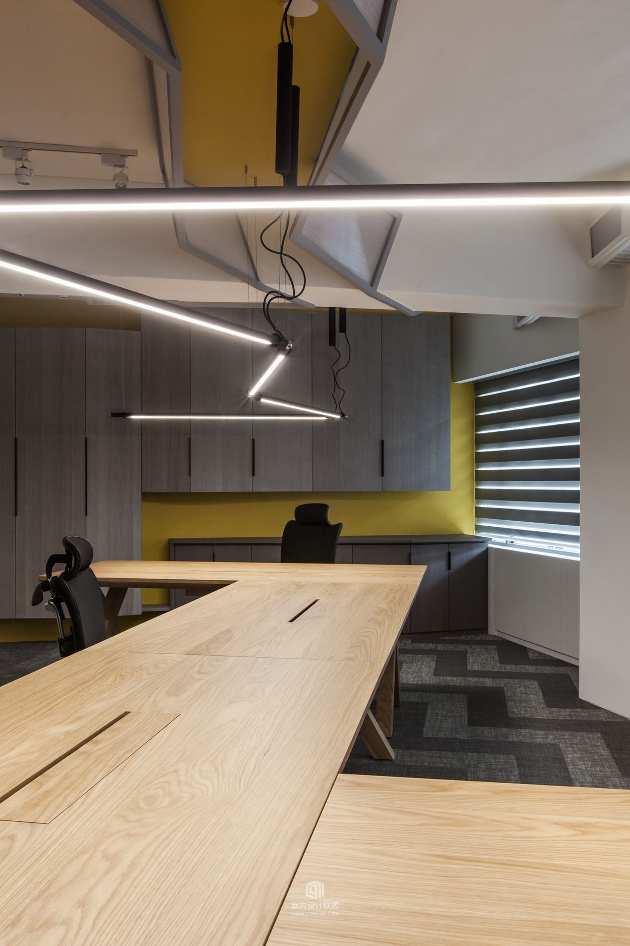 黄仁辉设计--走走-2