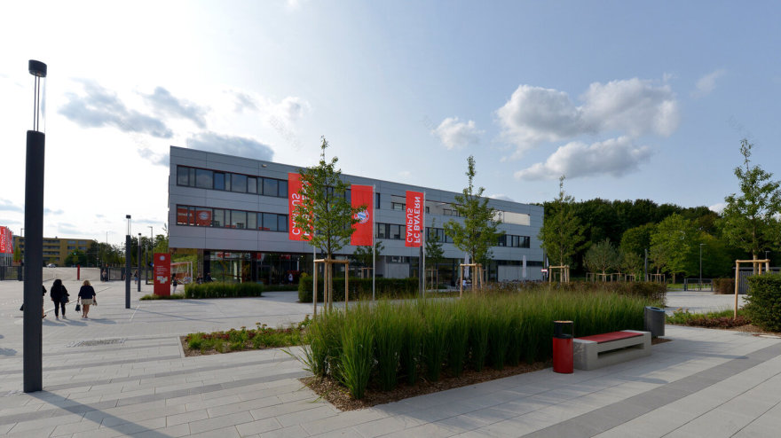 Freiraumplanung für das neue Sportgelände mit Nachwuchsleistungszentrum für den FC Bayern München eV -8