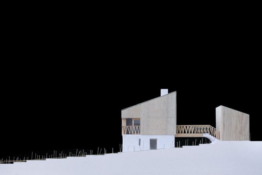 德国的一座小住宅
注:Haus常见释义为住宅;房屋 ,在没有更多语境时,这样翻译较合适 丨德国丨Lynch Architects-8