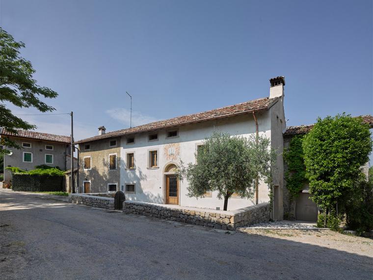 威尼斯特雷维索山居别墅改造-5