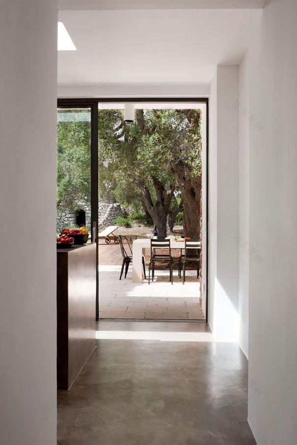 意大利乡村之家 | 原生态石墙与玻璃墙的现代对话-38