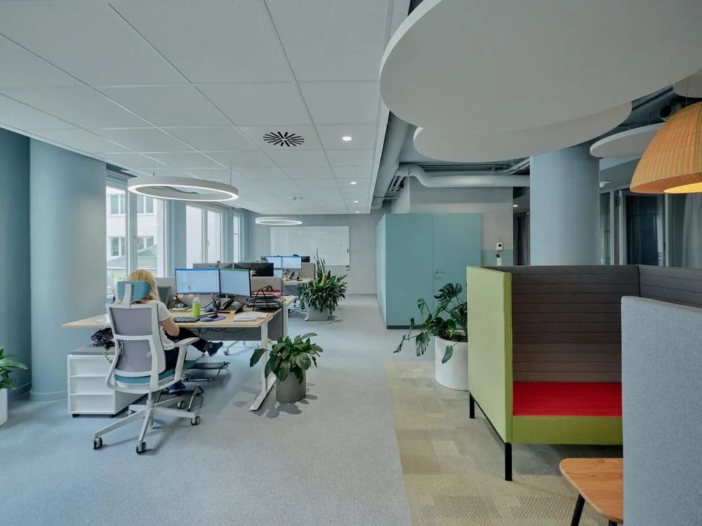 布达佩斯地产集团 CAImmo 办公空间丨匈牙利布达佩斯丨MadiLancos Studio-18