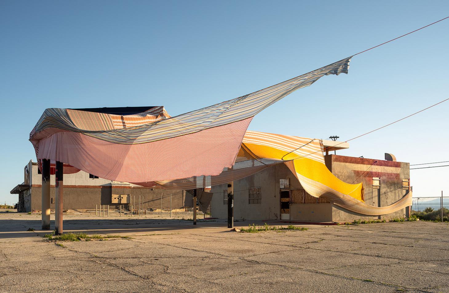 沙漠中的艺术奇观 | Desert X 2019-26