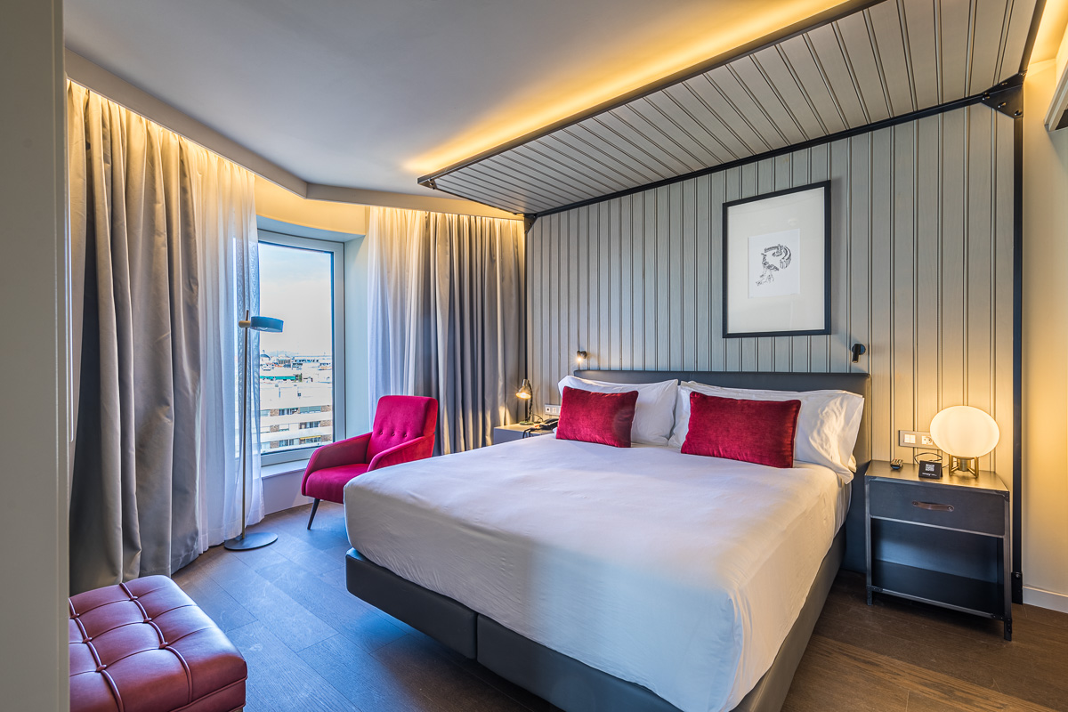 马德里卡斯蒂利亚纳希尔顿嘉轩酒店丨西班牙马德里丨Antonio G. Barbarín-4