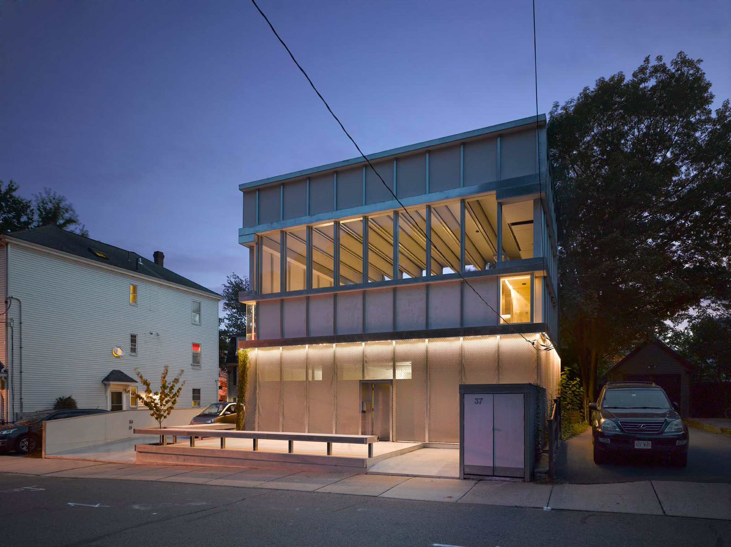 Parking garage extension forms home for architects Ensamble-24