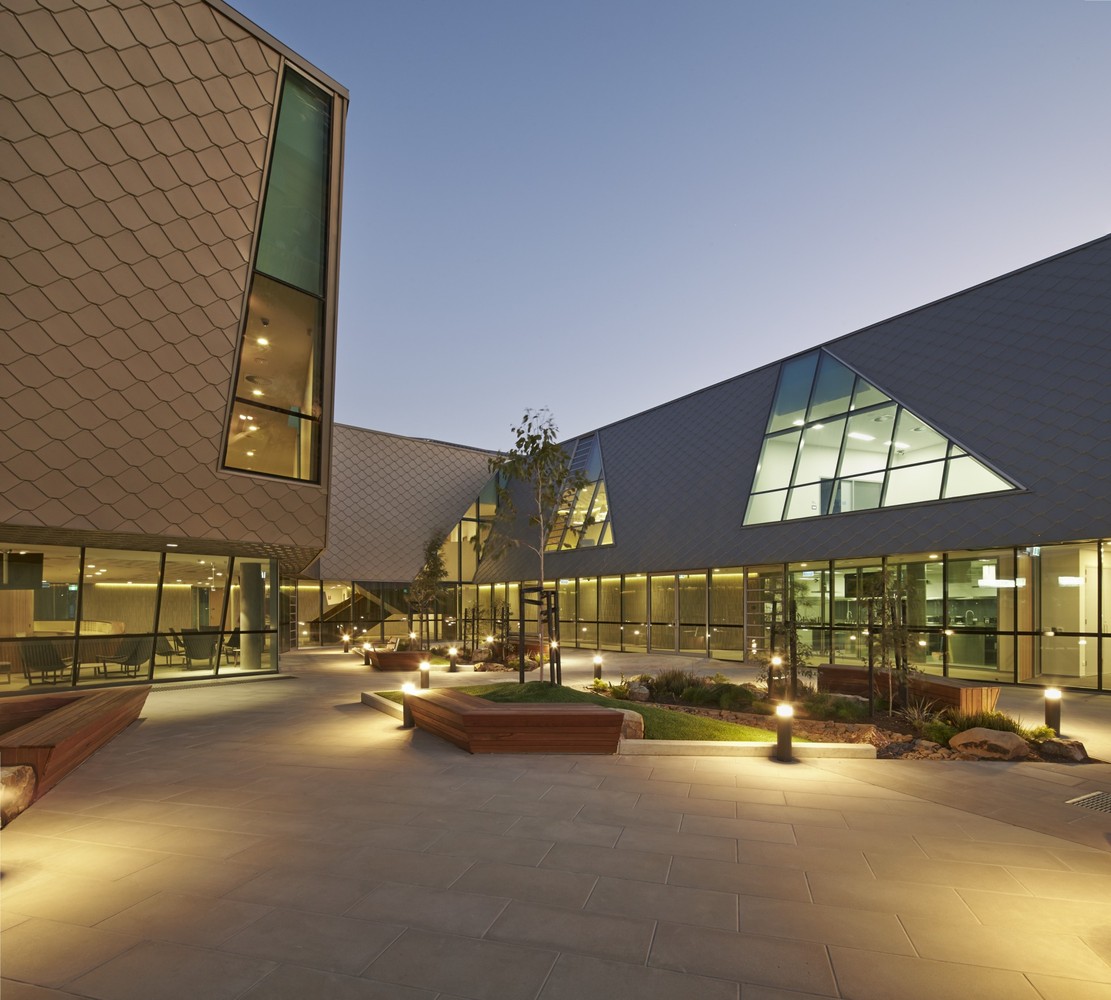 维多利亚大学学生领导的职业间健康诊所-54