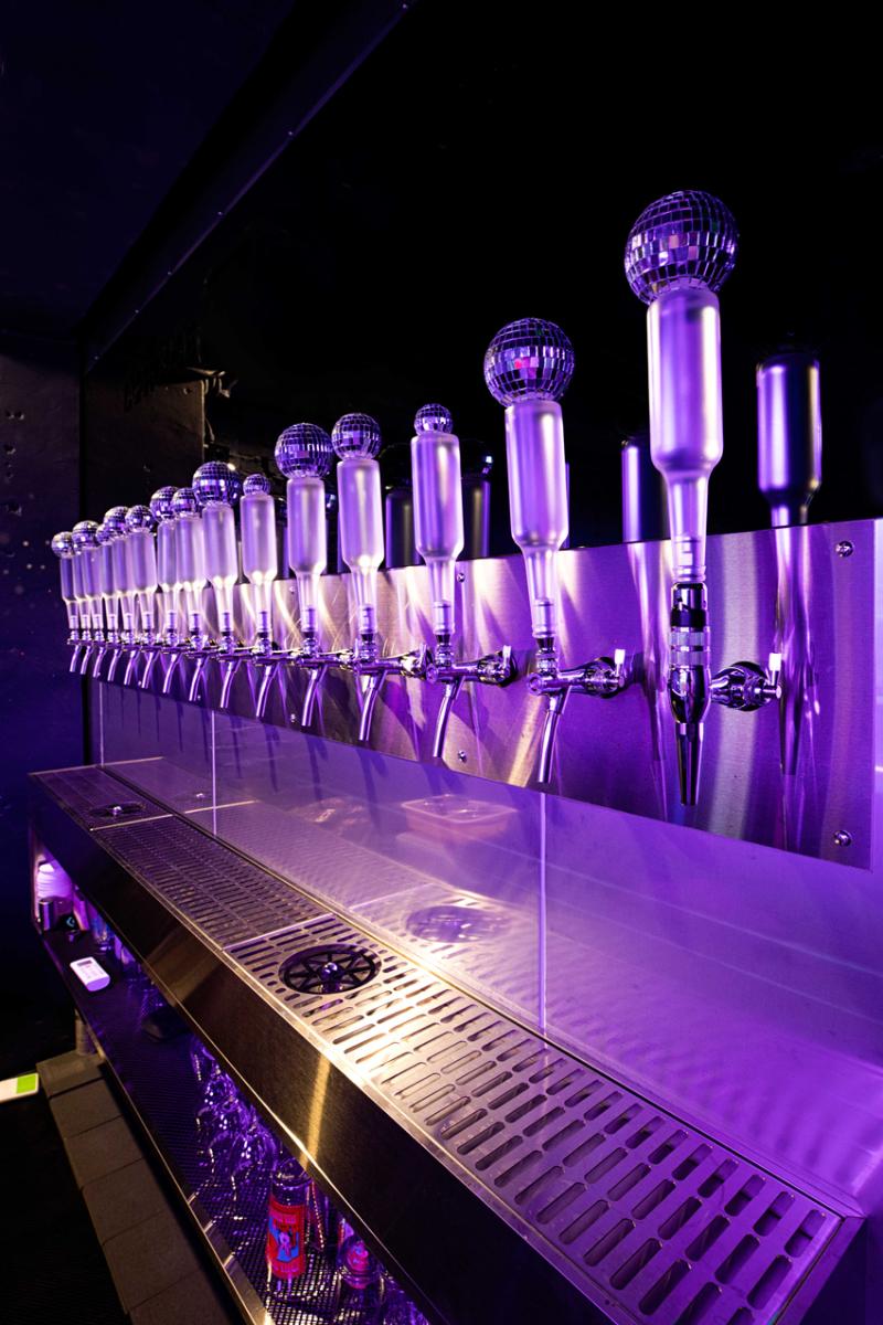 梦幻宇宙风 18 坪空间设计-11