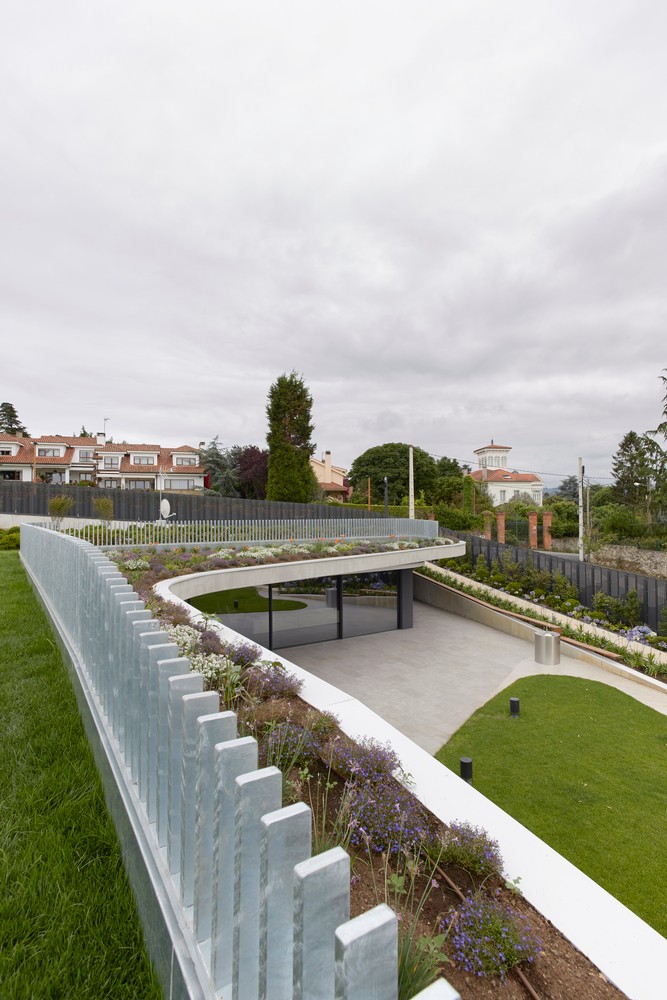 低密度住宅综合体 | 三户家庭共享公园式生活-19