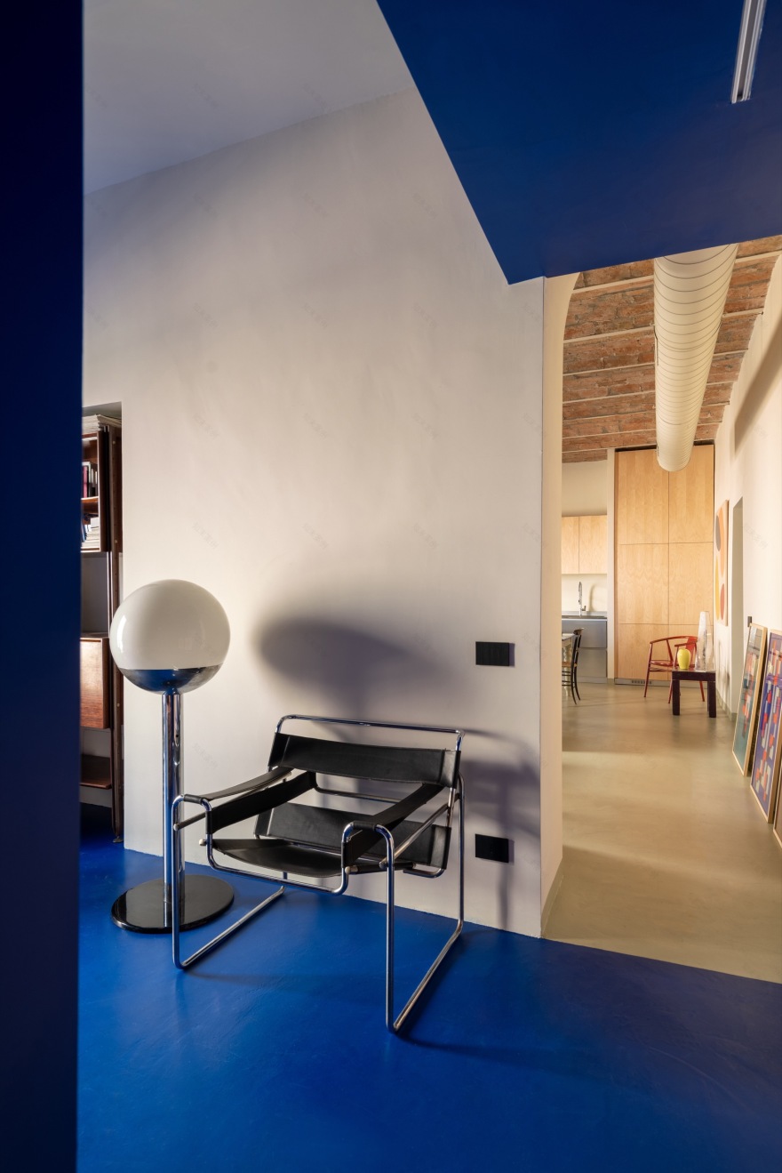 轨道上的房子丨意大利罗马丨STUDIOTAMAT-13