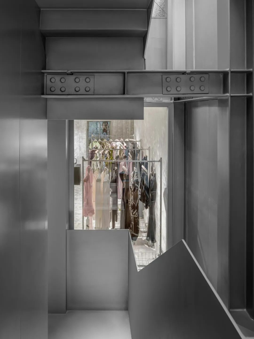 R130 巨鹿路店丨中国上海丨艾舍尔设计-35