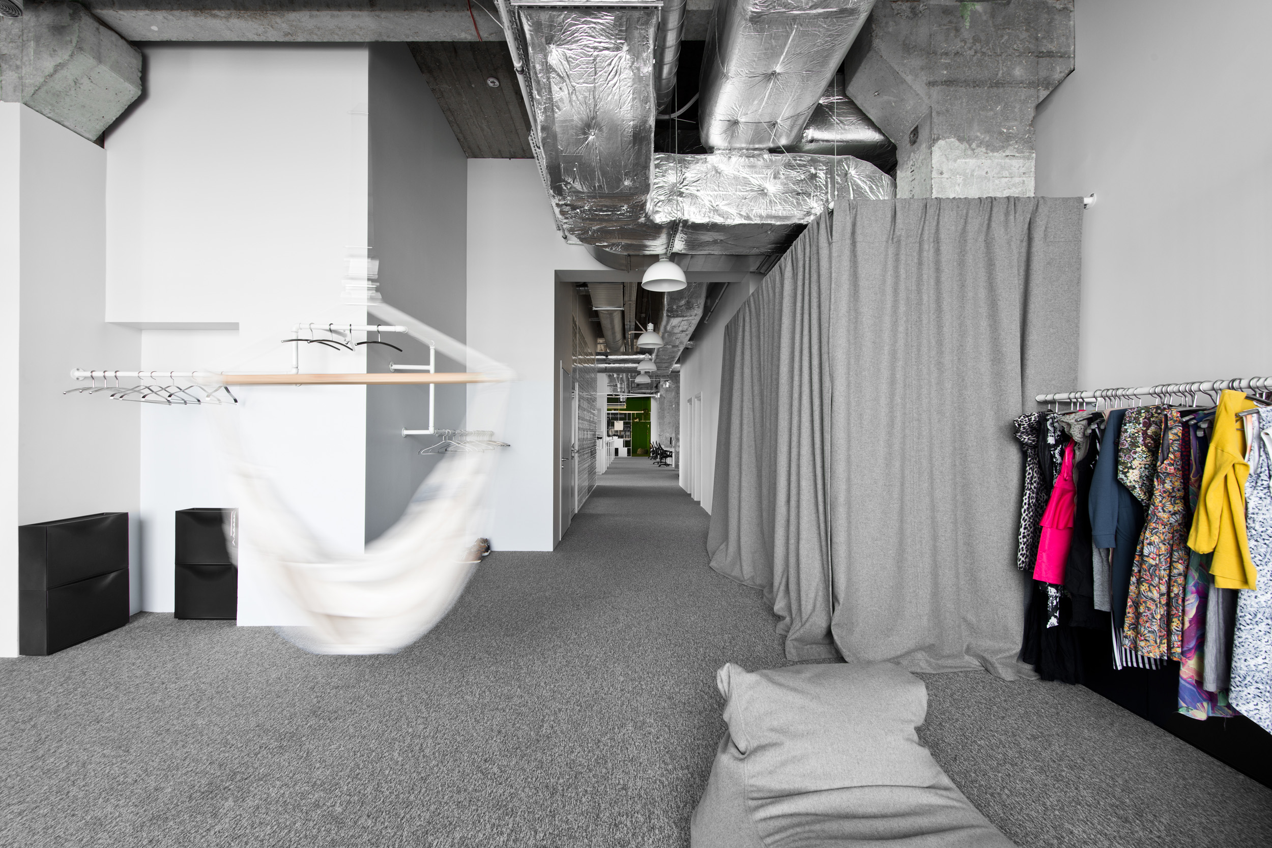 Vinted 4th | YCL studio | 色彩斑斓的共享办公空间-16